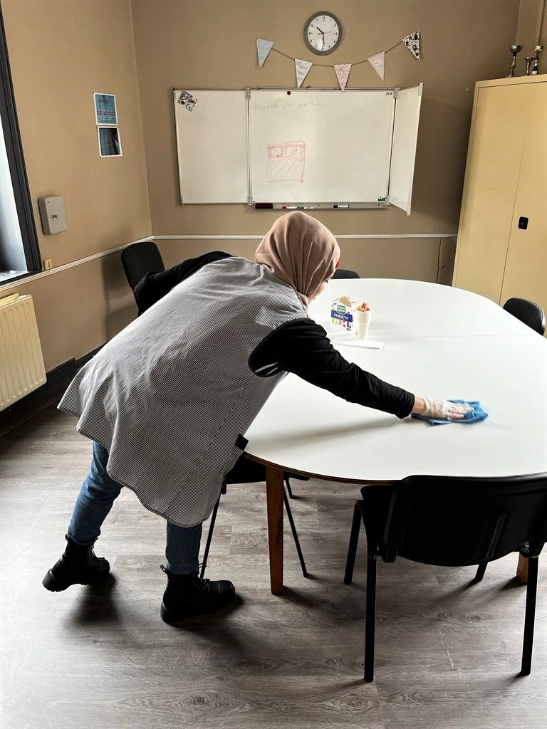 Salariée du dispositif E.D.E.N. - Désinfection.