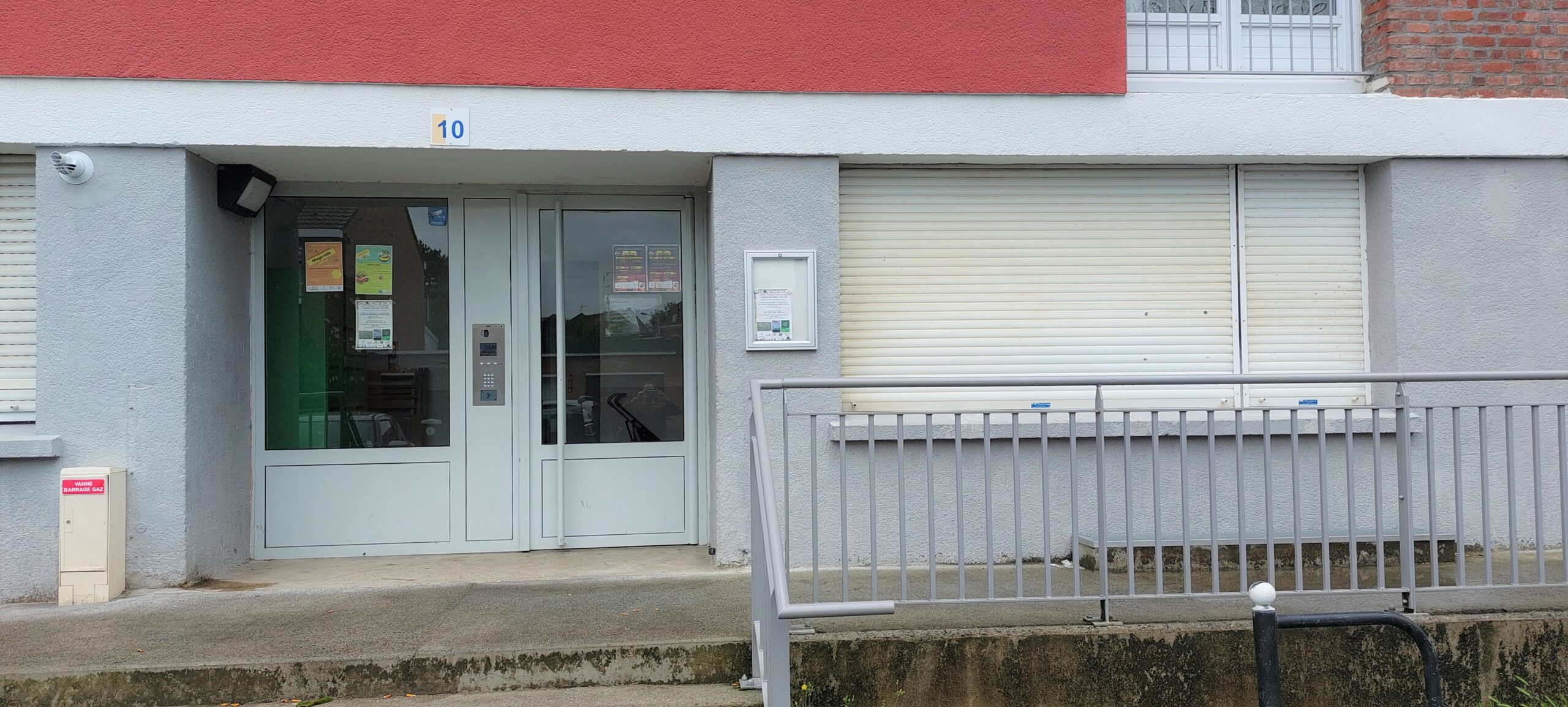 Photo de la façade du local du quartier Braille